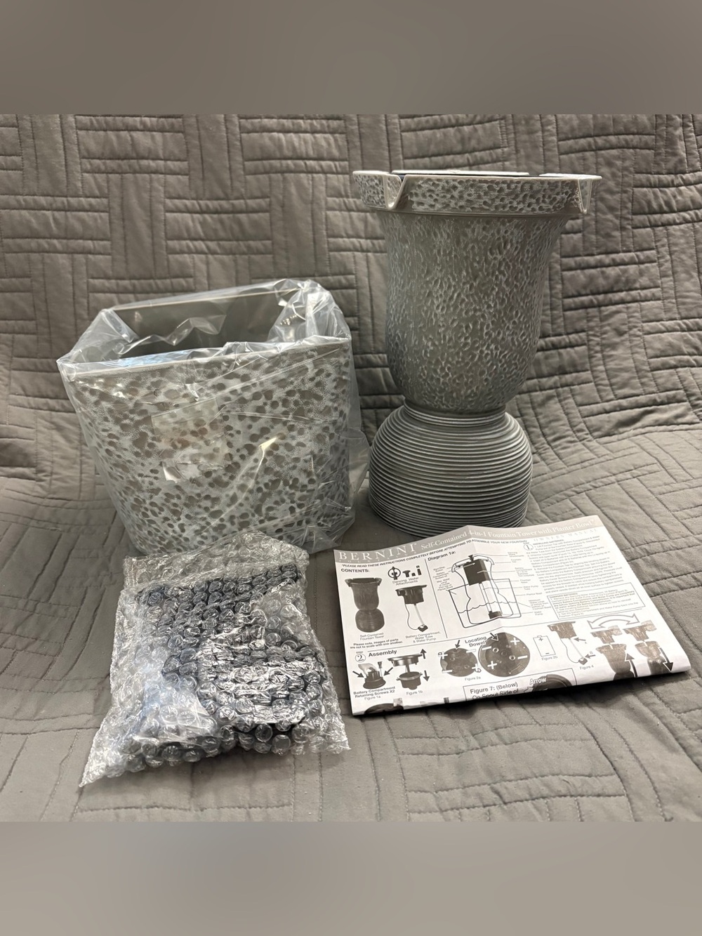 Bernini 4-in-1 Self-ContainedFountain Tower with Planter Box Grey Marble NIB